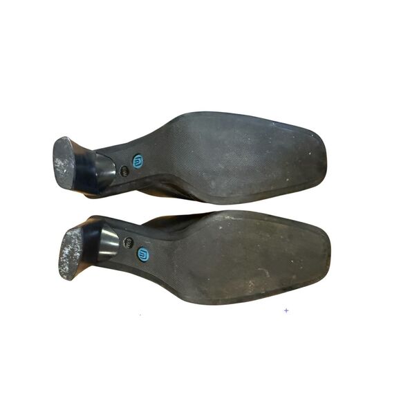 Nicole Brakes Black Leather Heeled Mules in Size 6.5 - Picture 6 of 9